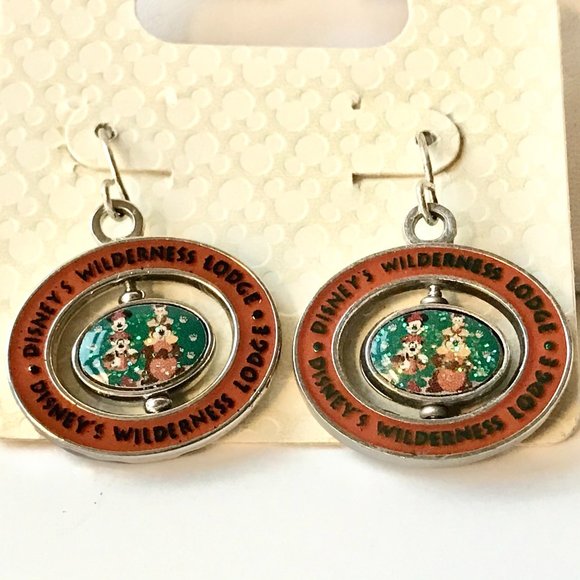 Vintage Disney Wilderness Lodge Earrings Charm Humphrey Bear Mickey Mouse - Picture 2 of 5